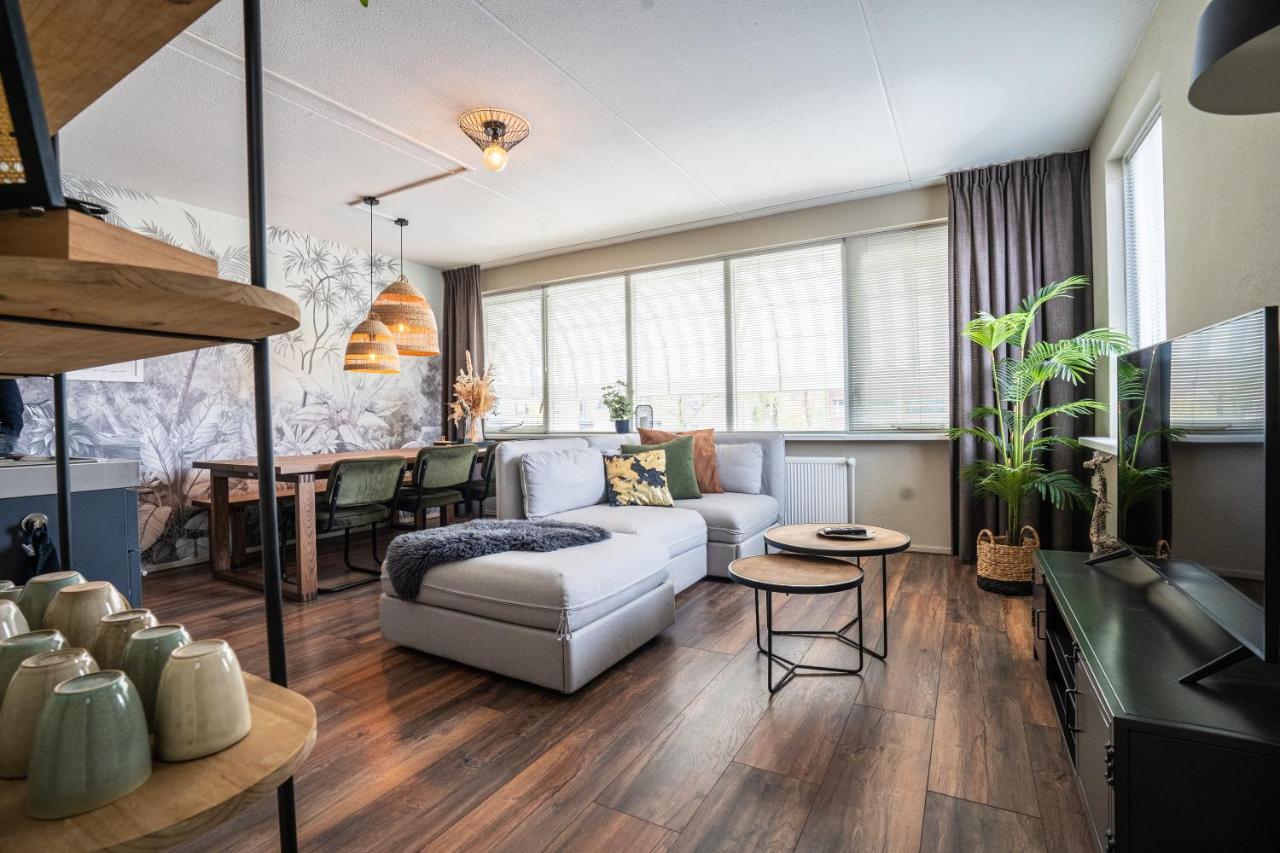 The Lion King - 6 Person Linked Apartment With Roof Terrace Groningen Kültér fotó